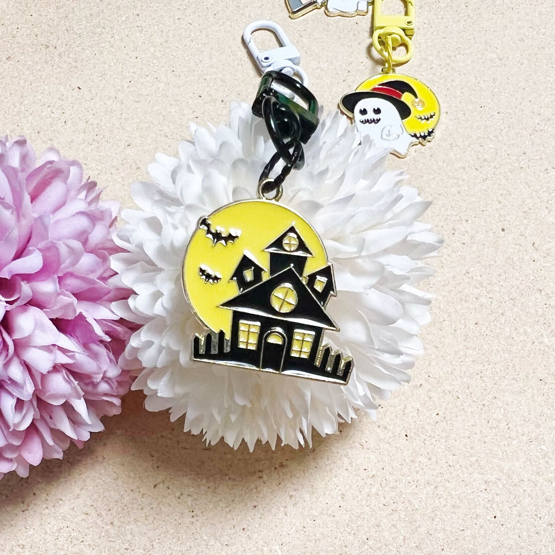 Wholesale Cartoon Halloween Horror Pumpkin Ghost Drop Oil Alloy Keychain