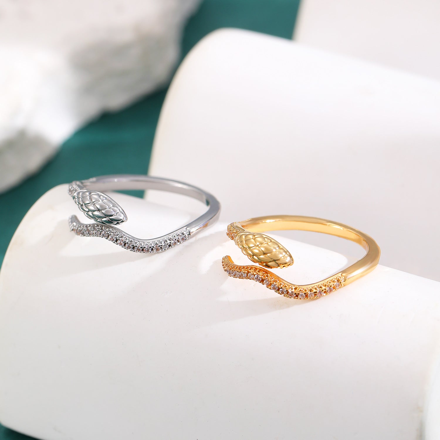 Wholesale zircon snake-shaped opening ring snake finger ring