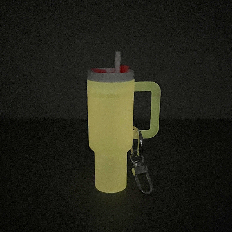 Wholesale Luminous Glow in The Dark Mini Cup Keychain Pendant Can Hold Lipstick Backpack Hanging Can Put Mini Wraps On