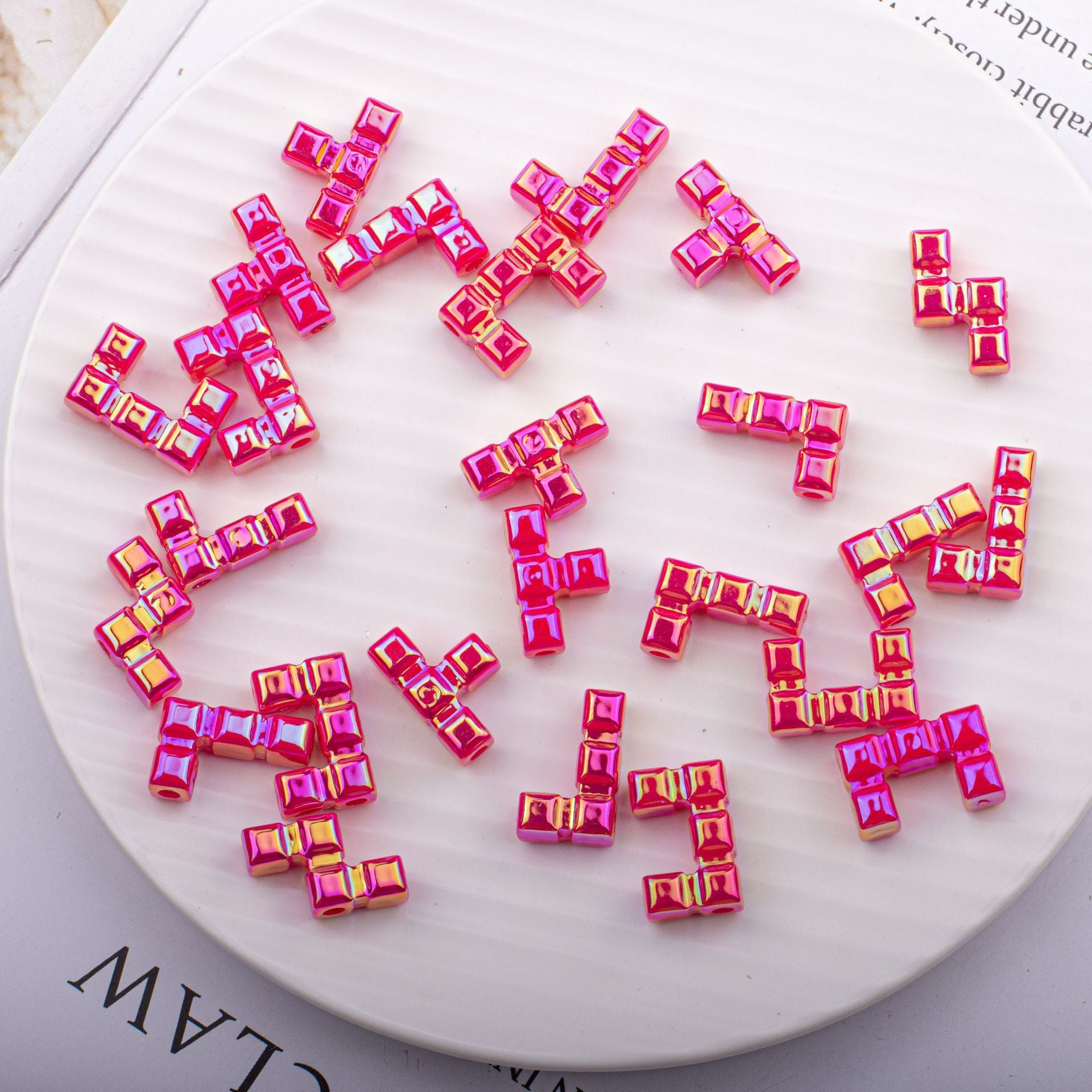 Wholesale Acrylic Cartoon Owl Head Straight Hole Beads