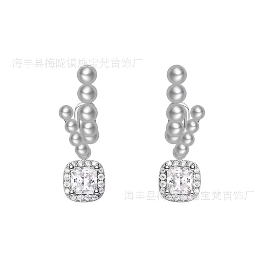 Wholesale  Cube Sweet Dream Light Luxury  Copper Earrings