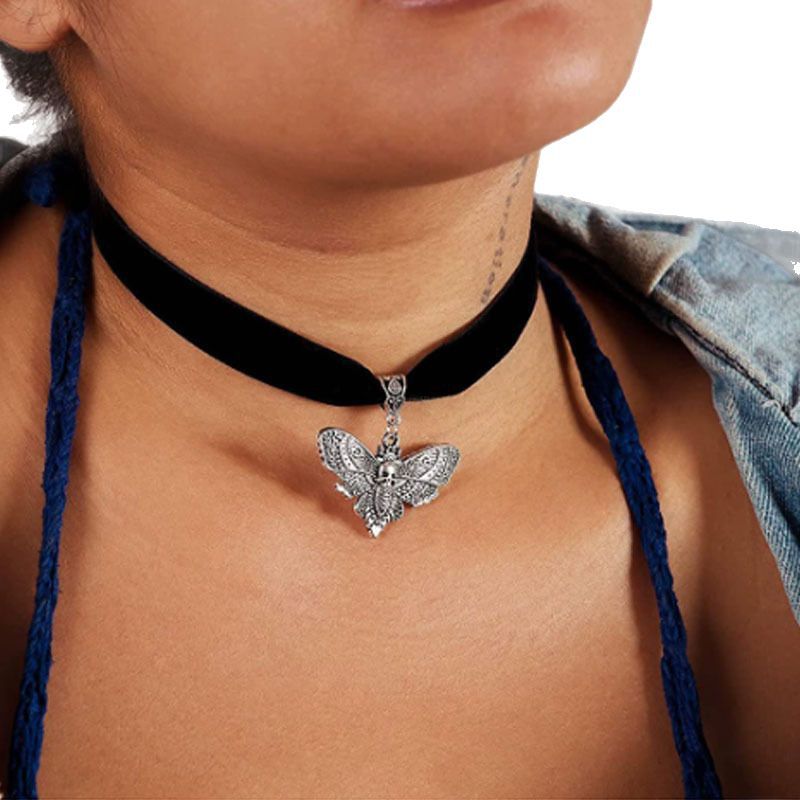 Wholesale Velvet Choker Necklace with Butterfly Pendant