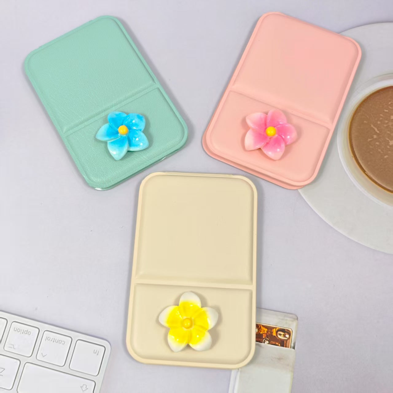 Wholesale Bow shaped folding makeup mirror