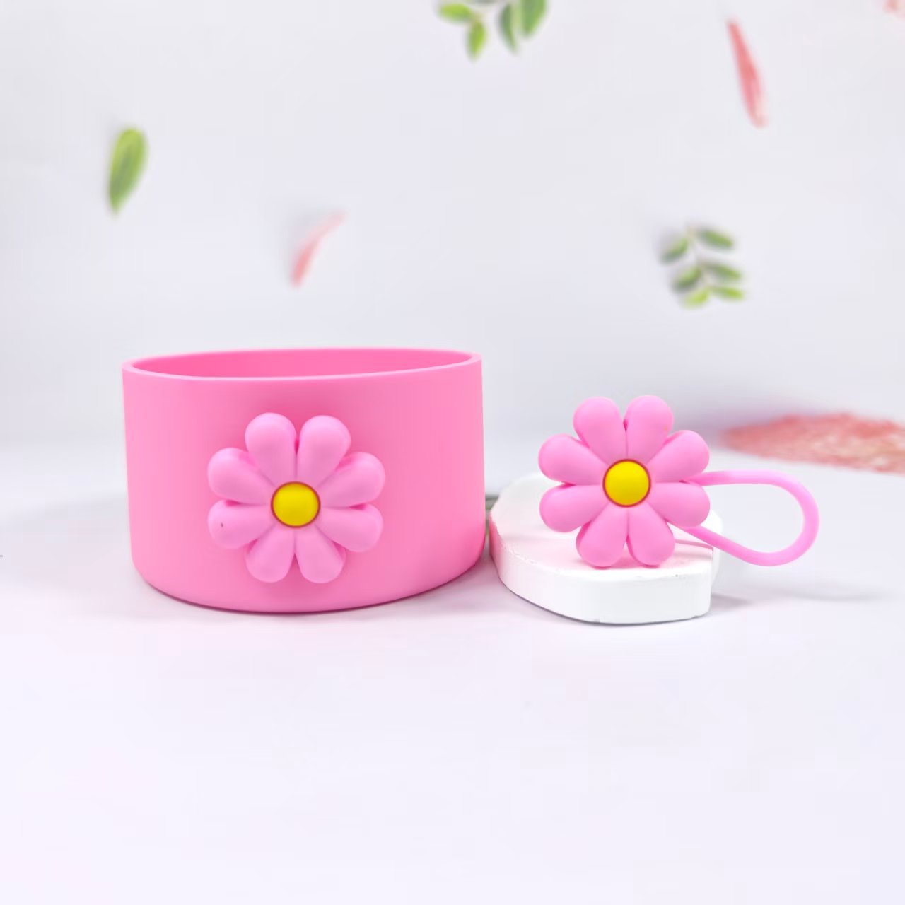 Wholesale Selling silicone insulated cup sleeves flower-decorated cup holders straw caps