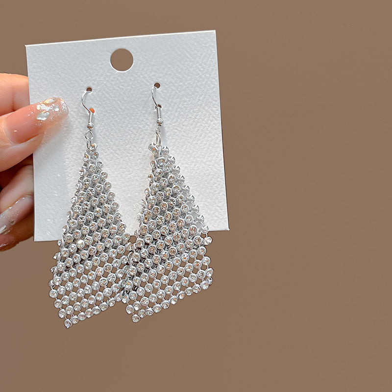 Wholesale ins personality retro French flower heart earrings