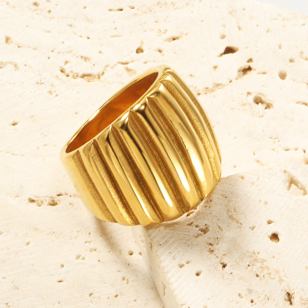 Wholesale French Titanium Steel Plated 18k Gold Geometric Thick Line Ring