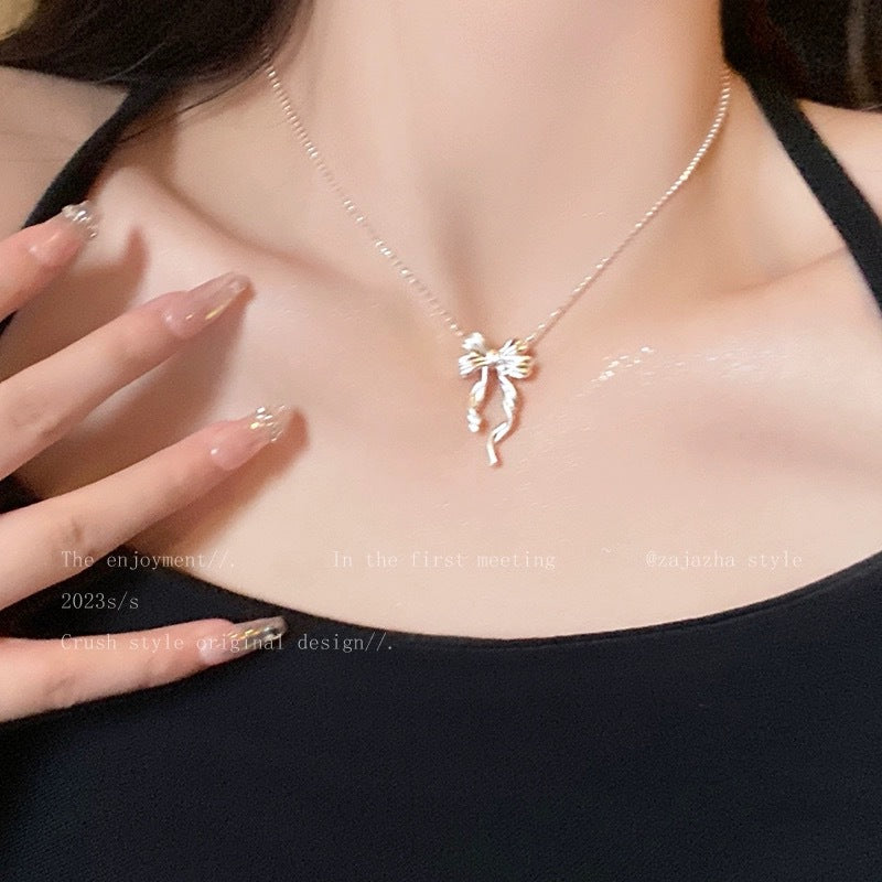 Wholesale Alloy Light Luxury Retro Forest Flower Clavicle Necklace