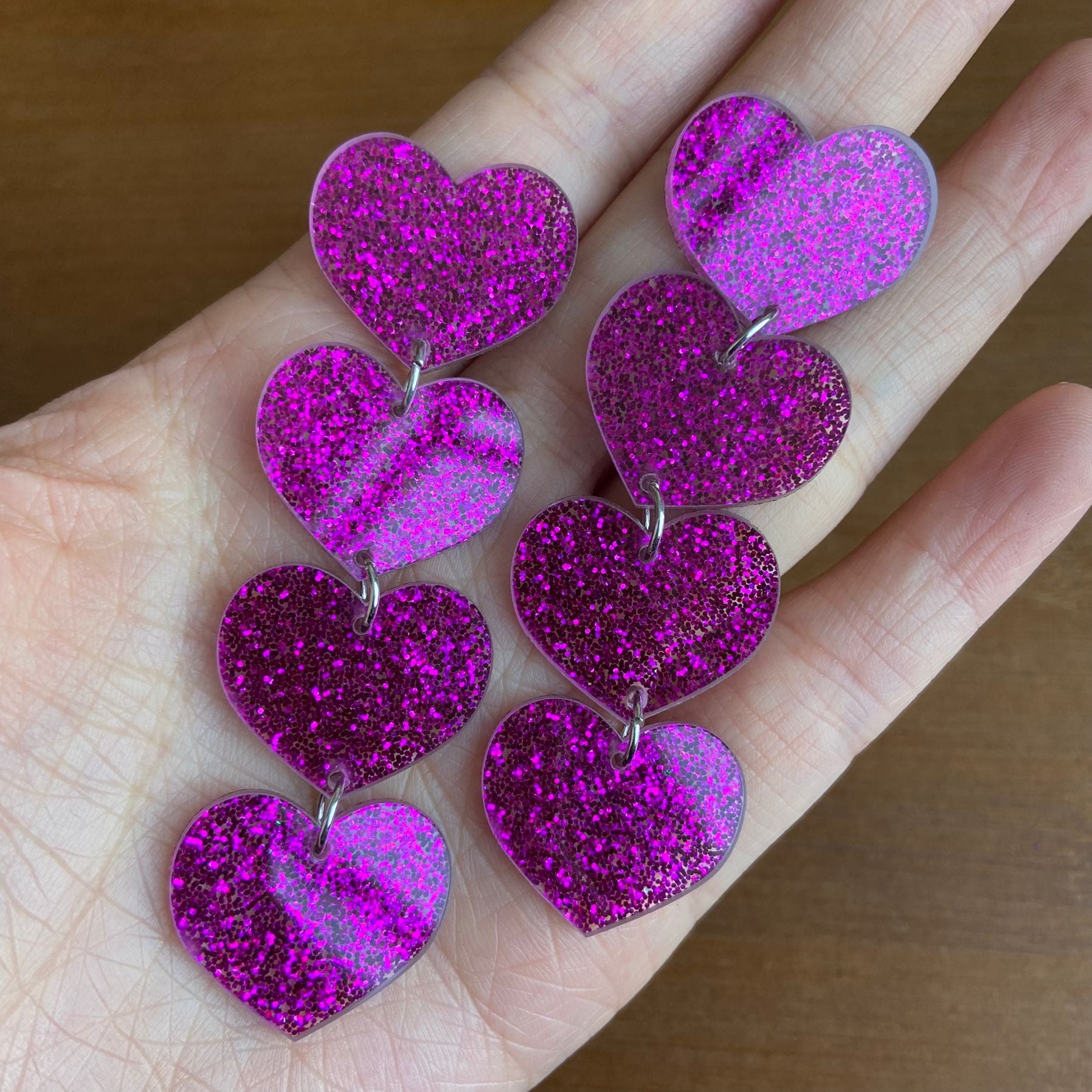 Wholesale Acrylic laser colorful heart earrings