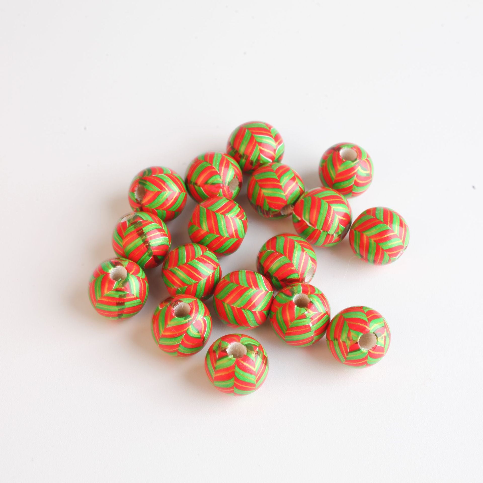 Wholesale 10pcs Christmas Theme Colorful Hemp Rope Tassel Wooden Beads