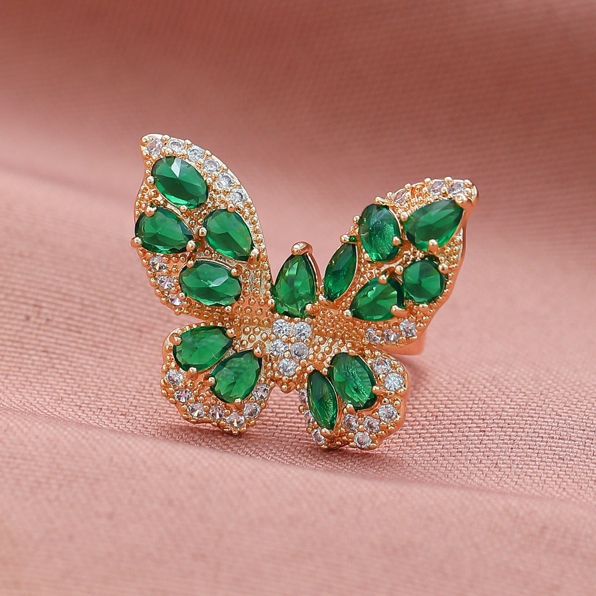 Al por mayor 2023 nuevo anillo de mariposa de circón de micro incrustaciones de cobre de cobre