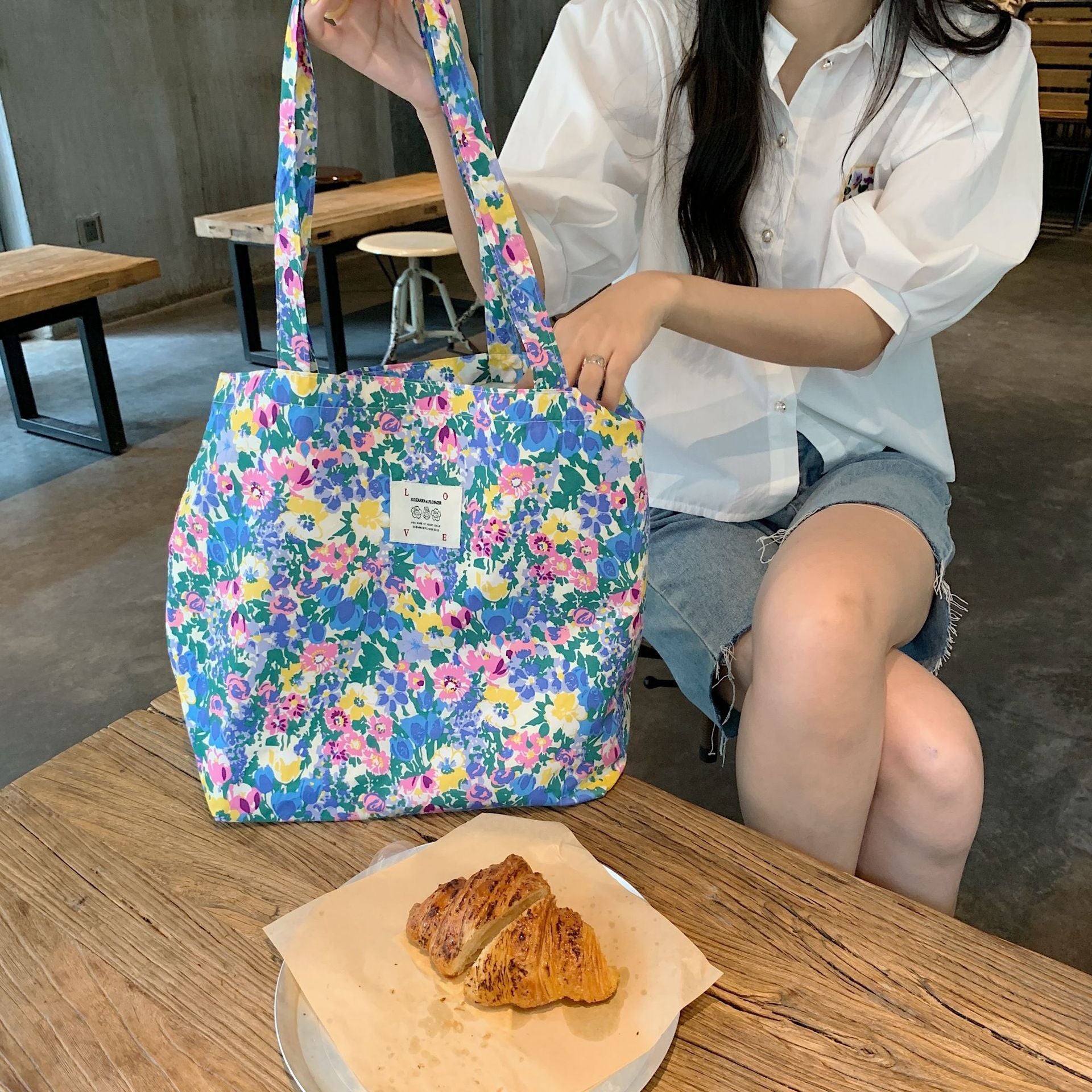 Wholesale Large Capacity Canvas Single Broken Flower Handbag Shoulder Bag