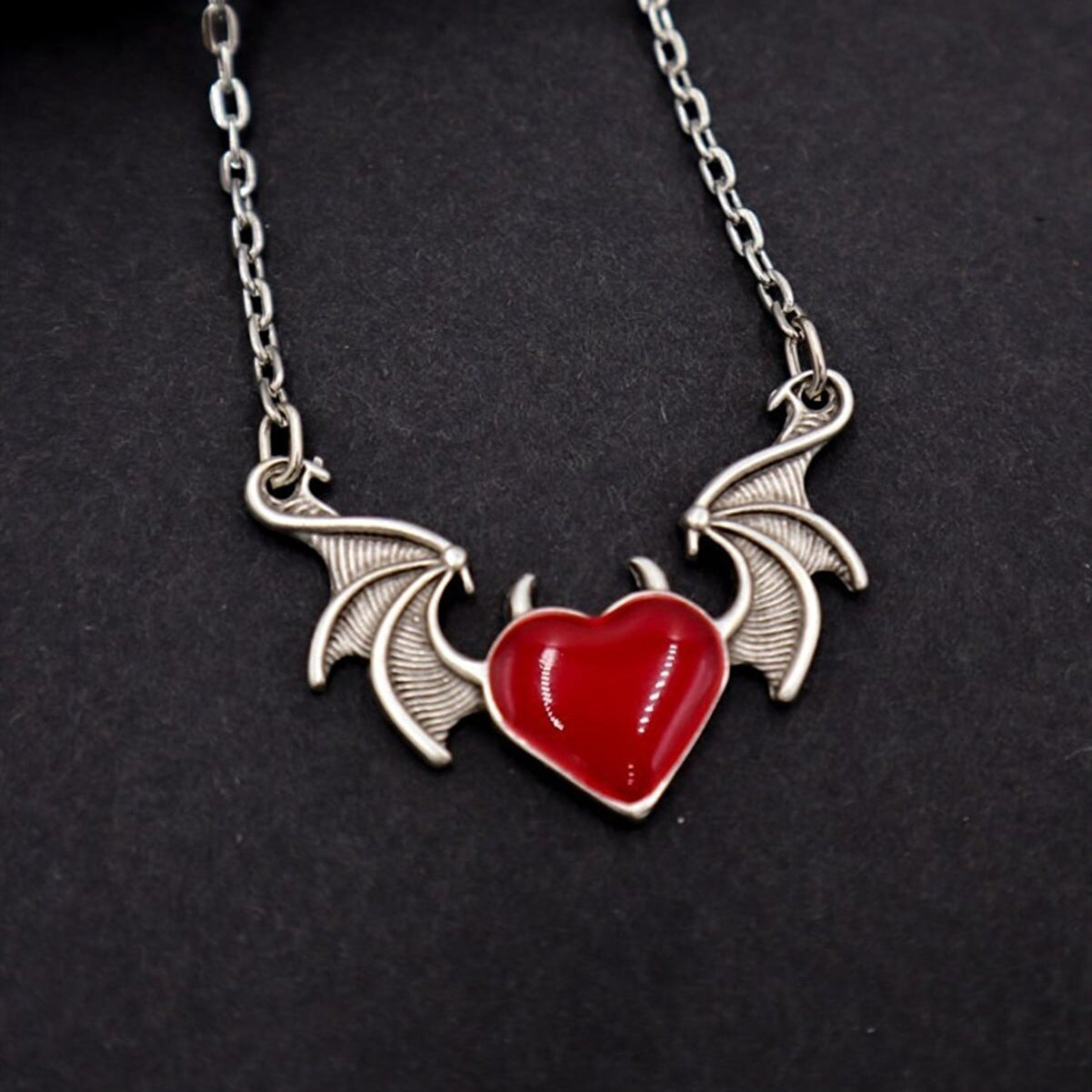 Wholesale Gothic Black Necklace Black/Red Heart Wing Necklace Jewelry