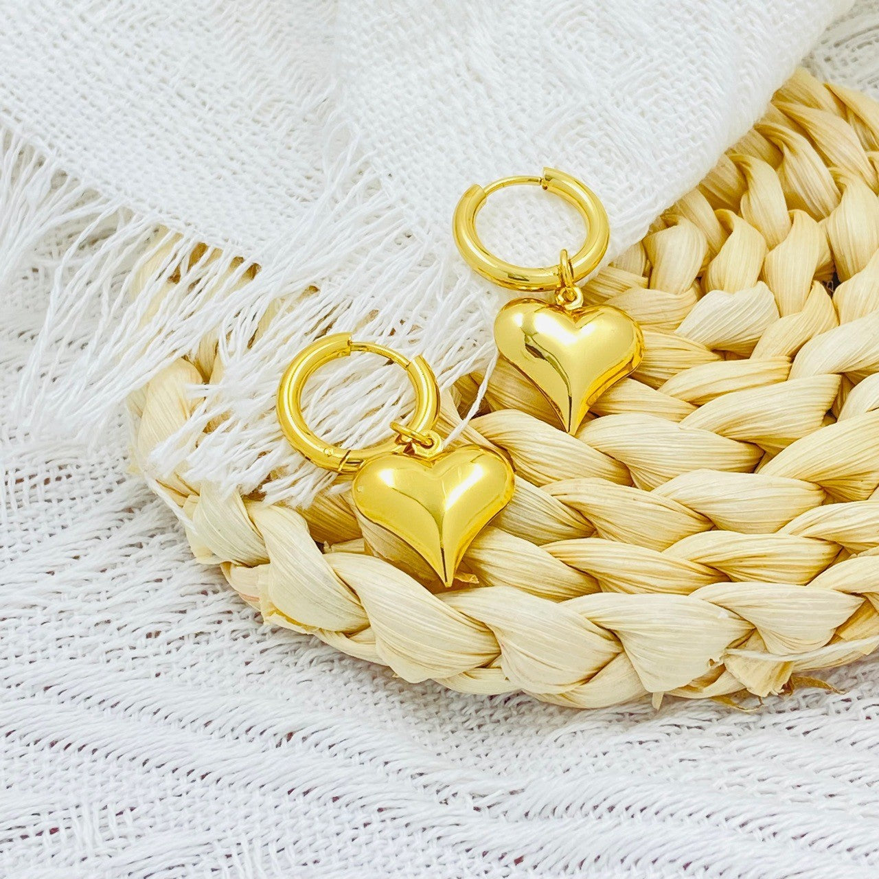 Wholesale Valentine's Day Jewelry Love Ear Buckle Simple Fashion Small Fragrant Style Stainless Steel Heart-shaped Earrings Accessories