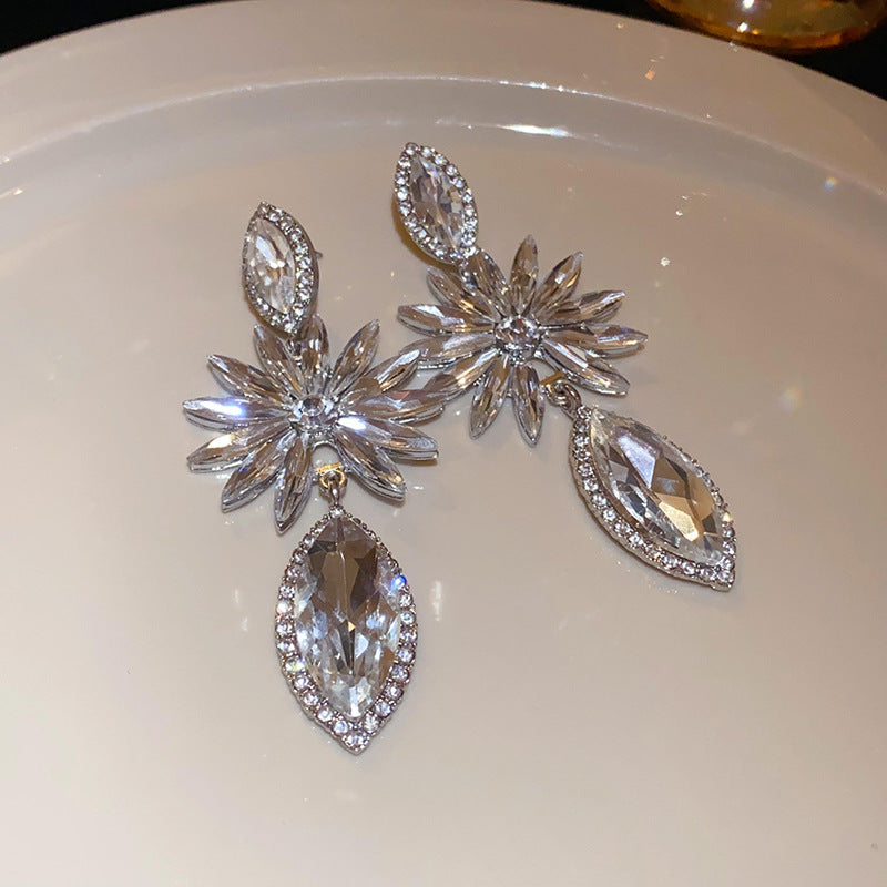 Wholesale Diamond Butterfly Flower Five Pointed Star Tassel Alloy Earrings