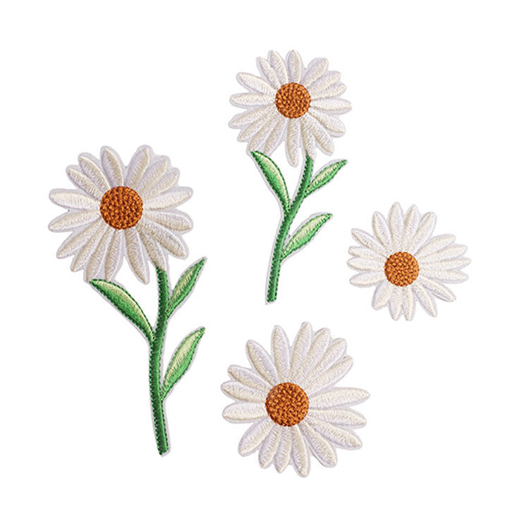 Wholesale Polyester Iron On Embroidery Patch Butterfly Floral Design For Clothing Decorative DIY Craft Supply