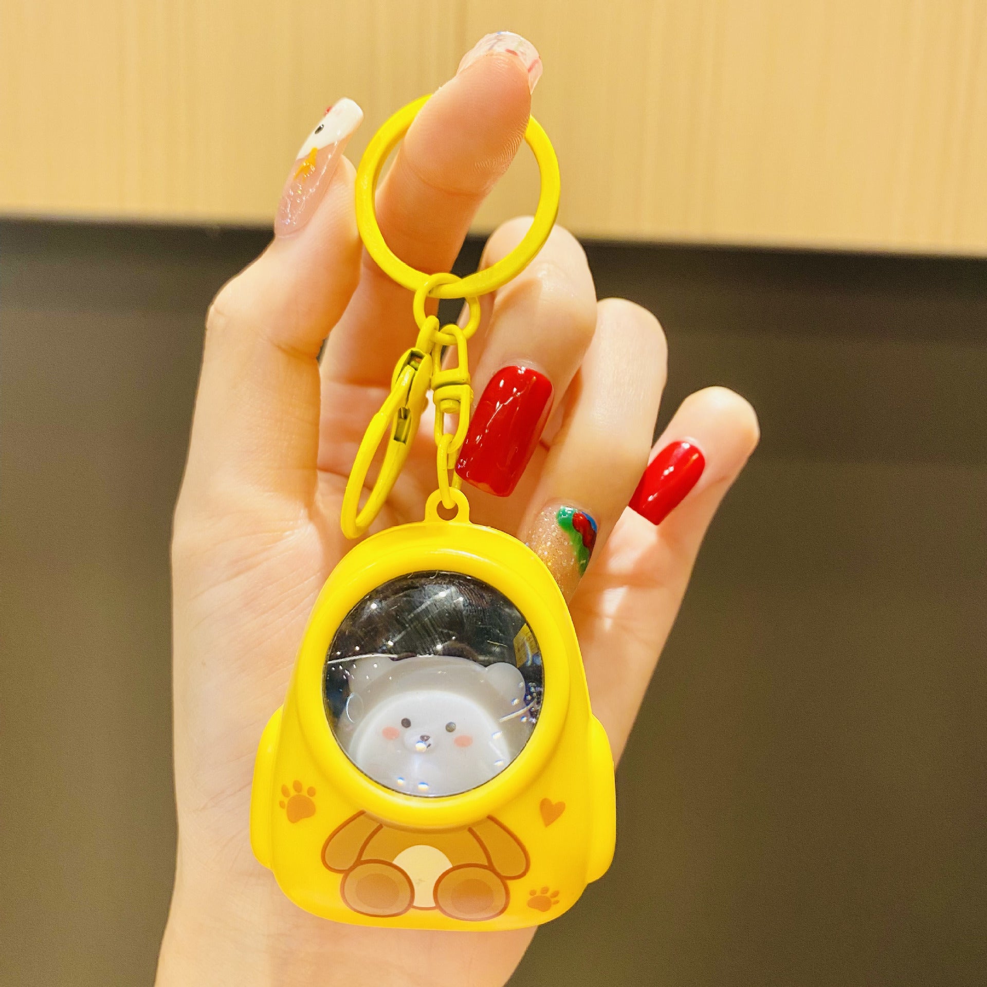 Wholesale Astronaut Teddy Bear Plastic Keychains for Illuminated Backpacks