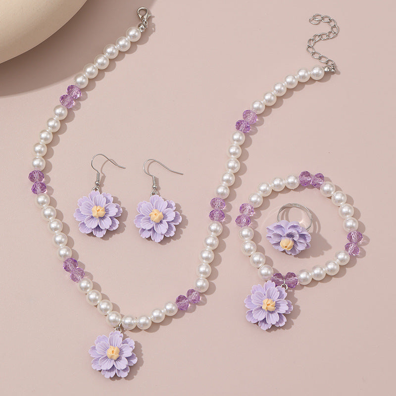 Wholesale Light luxury sweet imitation pearl flower pendant children' s necklace four-piece set
