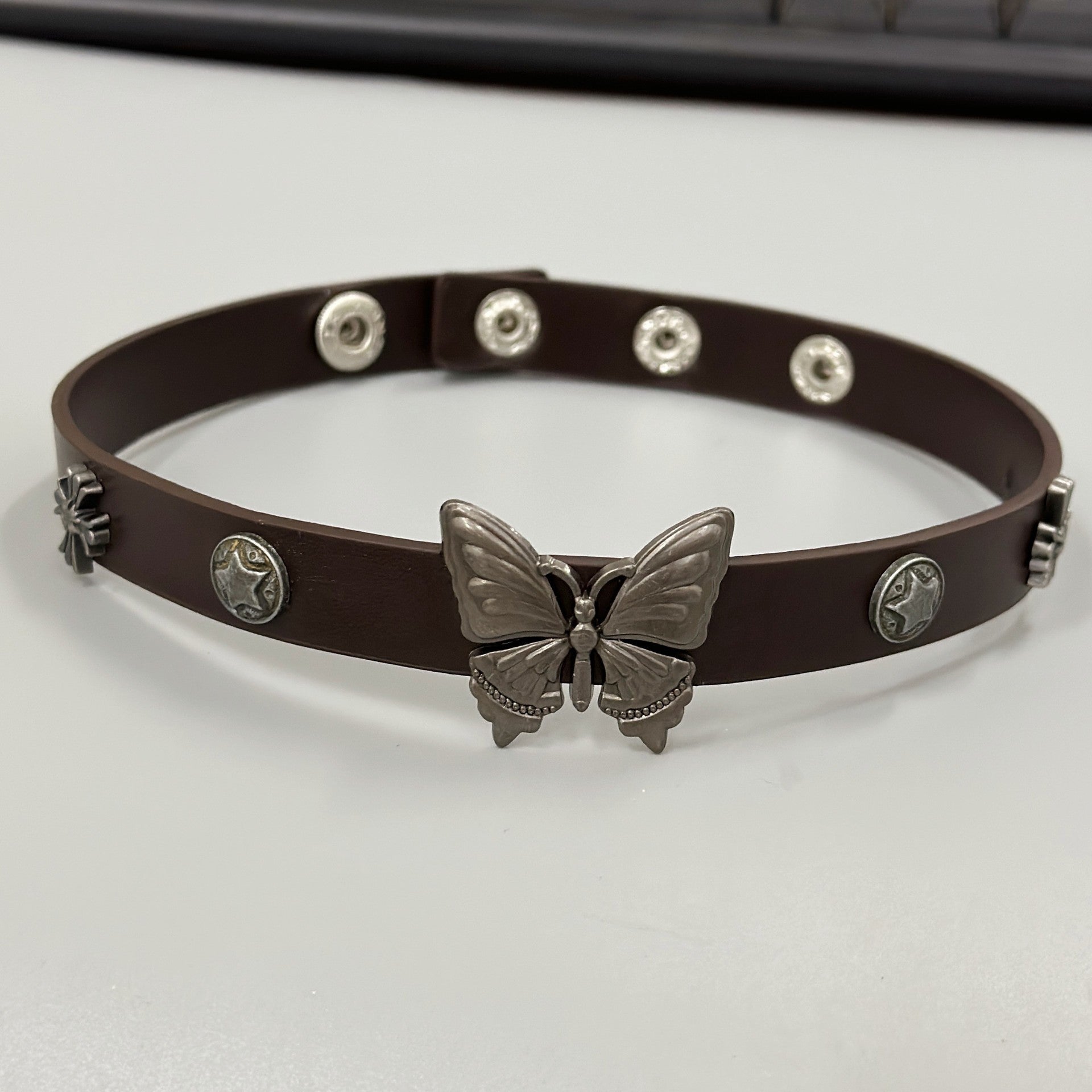 Wholesale Vintage Maillard Collar Plush Sunflower Pendant Necklace