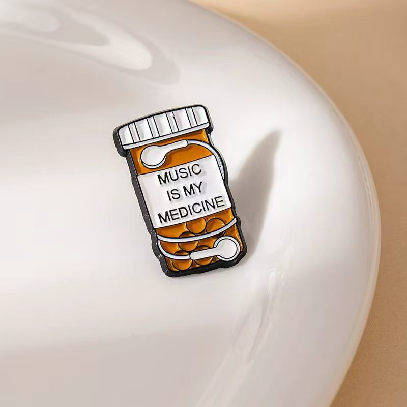 Wholesale creative cartoon cute whale drifting bottle astronaut Brooch