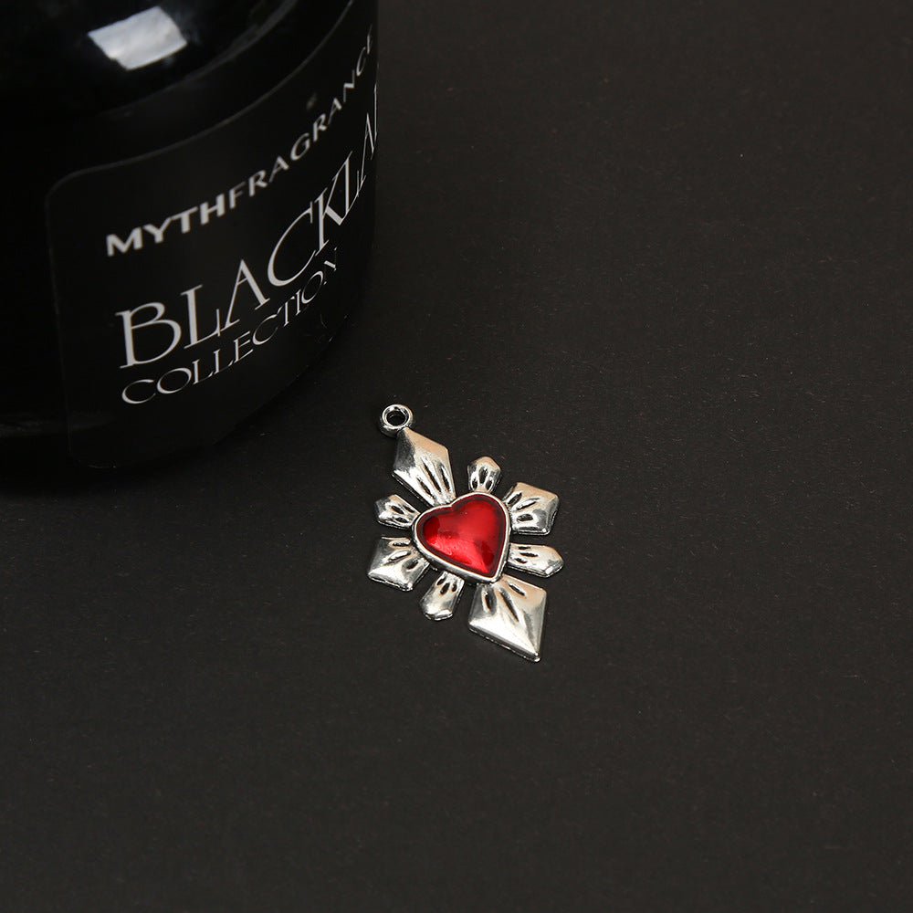 Wholesale 50PCS Vintage red heart pendant