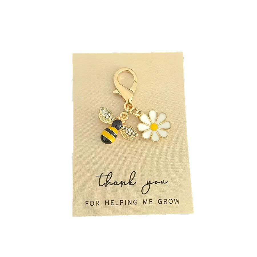 Wholesale Cute little bee keychain with diamond