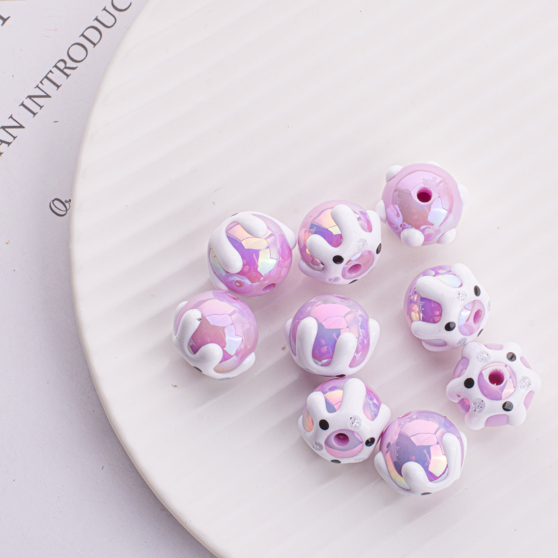 Wholesale 10pcs Children's Fun Circus Glazed Eyes Bead Card 16 Acrylic Hand-painted Beads