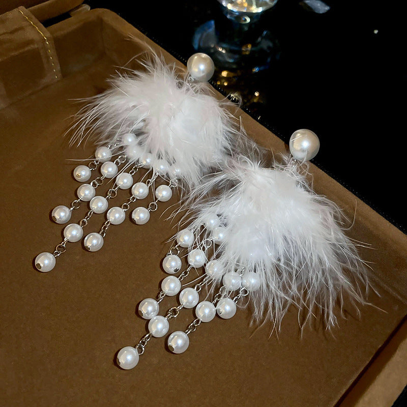 Wholesale Diamond studded bow feather tassel earrings