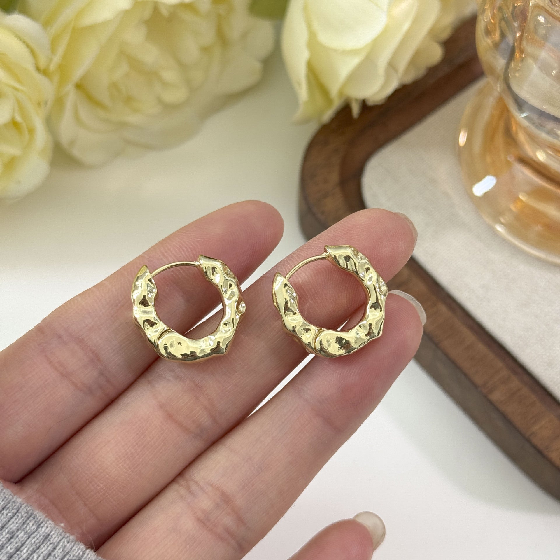 Wholesale Geometric Round Zircon Earrings For Women Stylish Electroplated Ear Studs For Party And Everyday Wear Gift