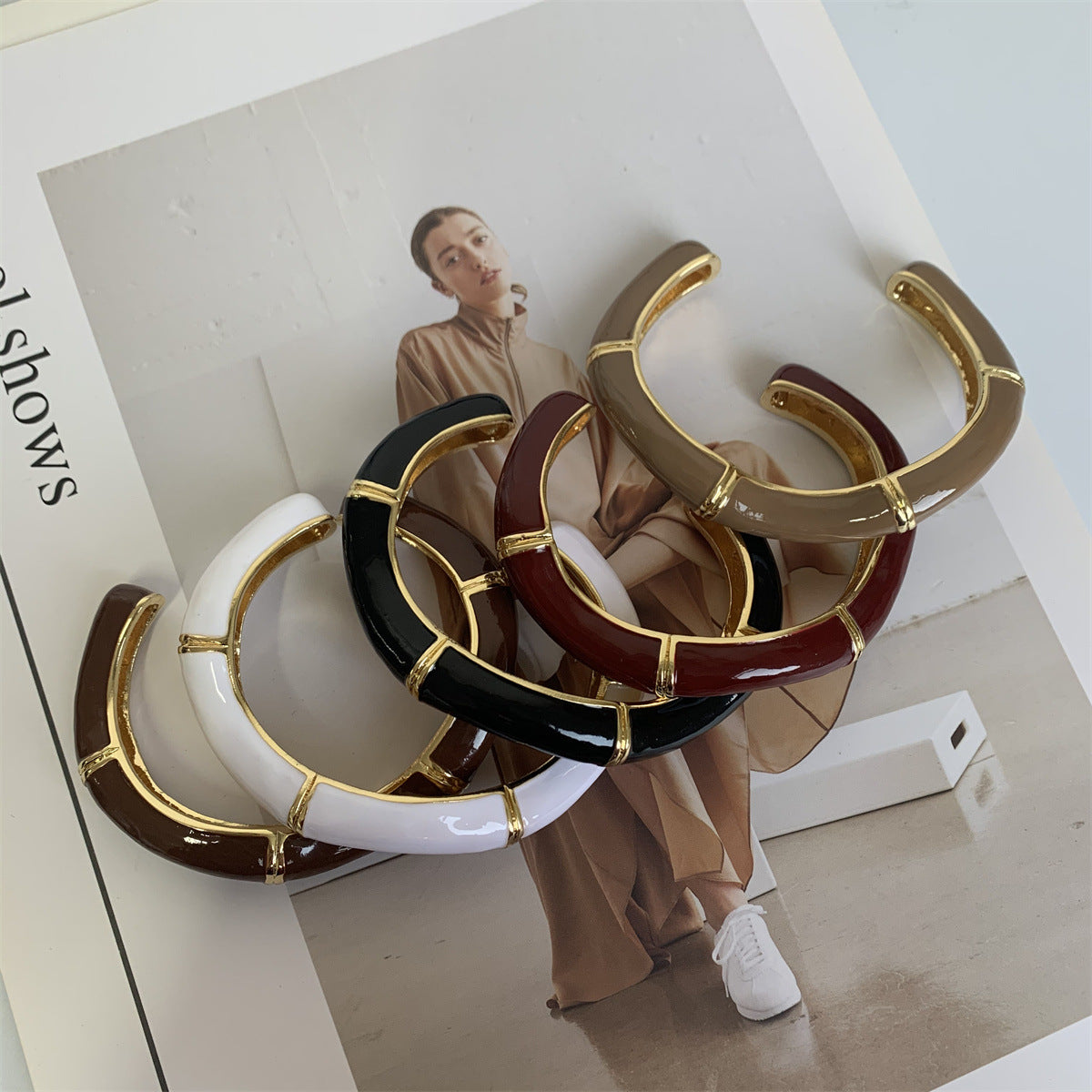 Wholesale Vintage enamel oil drip irregular wave open bracelet