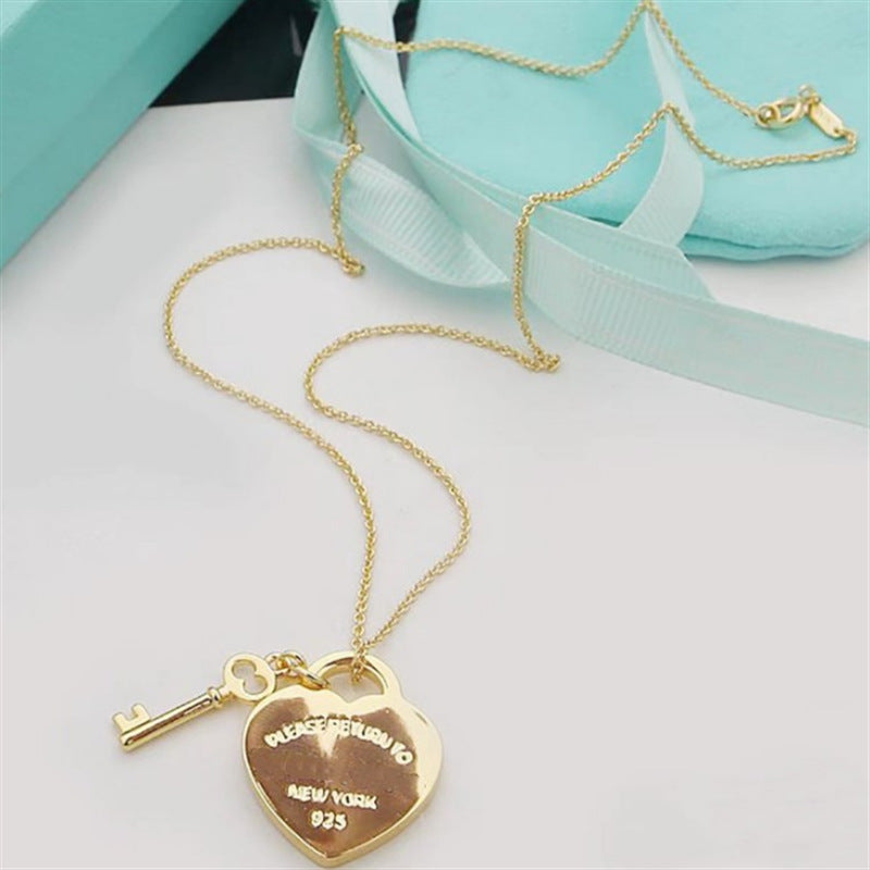 Wholesale Heart Key Pendant Necklace Fresh Love Fashion All-match Jewelry
