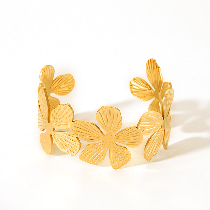 Wholesale Stainless Steel Flower 18K Gold Plated Non-fading Bracelet