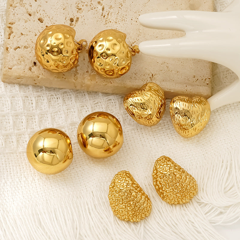 Wholesale Gold Titanium Steel Round Heart Polka Dot Geometric Stud Earrings
