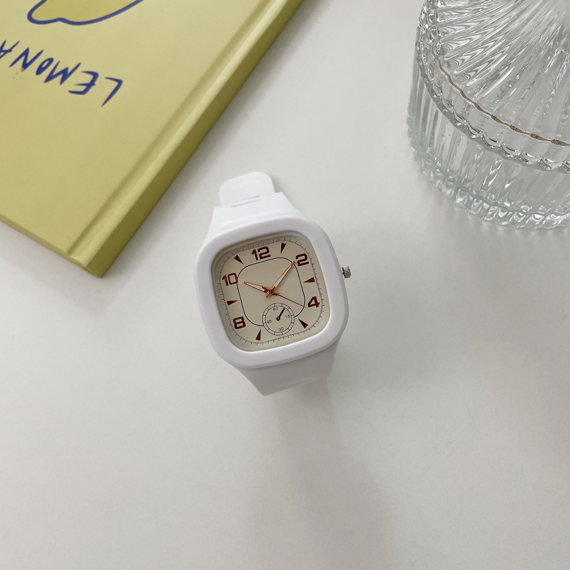 Wholesale Square Quartz Watch Simple Plastic Electric Watch