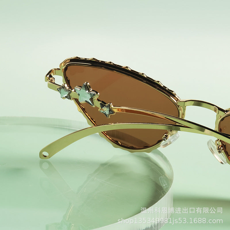 Wholesale Cat' s Eye Diamond Metal Pentagram Women Sunglasses