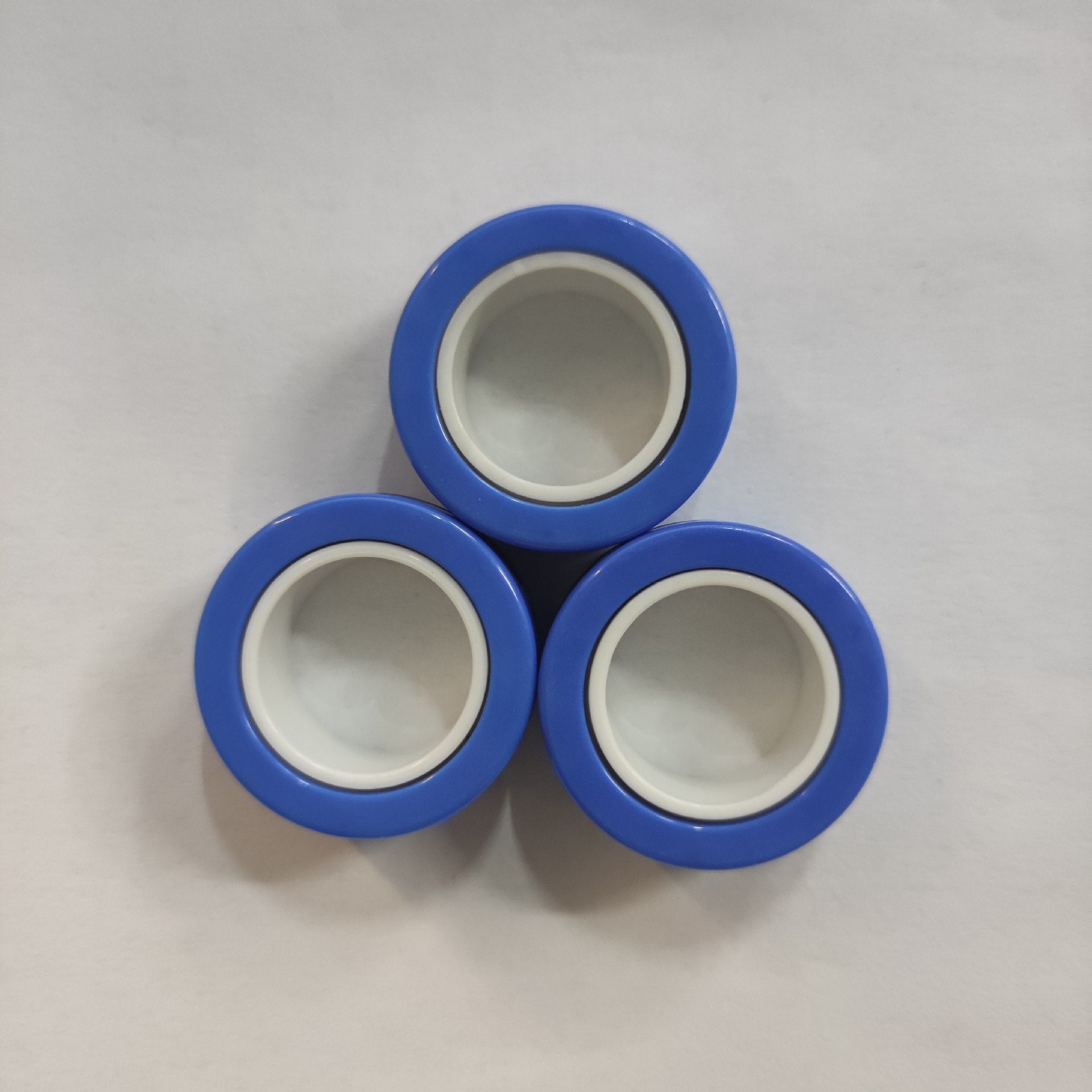 Wholesale Plastic Decompression Rotating Magnetic Toy Bracelet Rings