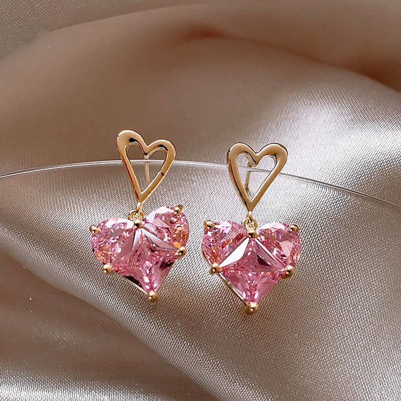 Wholesale Romantic heart-shaped peach pink earrings, fresh and sweet, simple and cool, super shiny earrings