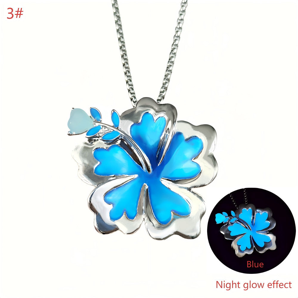 Wholesale Luminous Flower Silver Petal Necklace