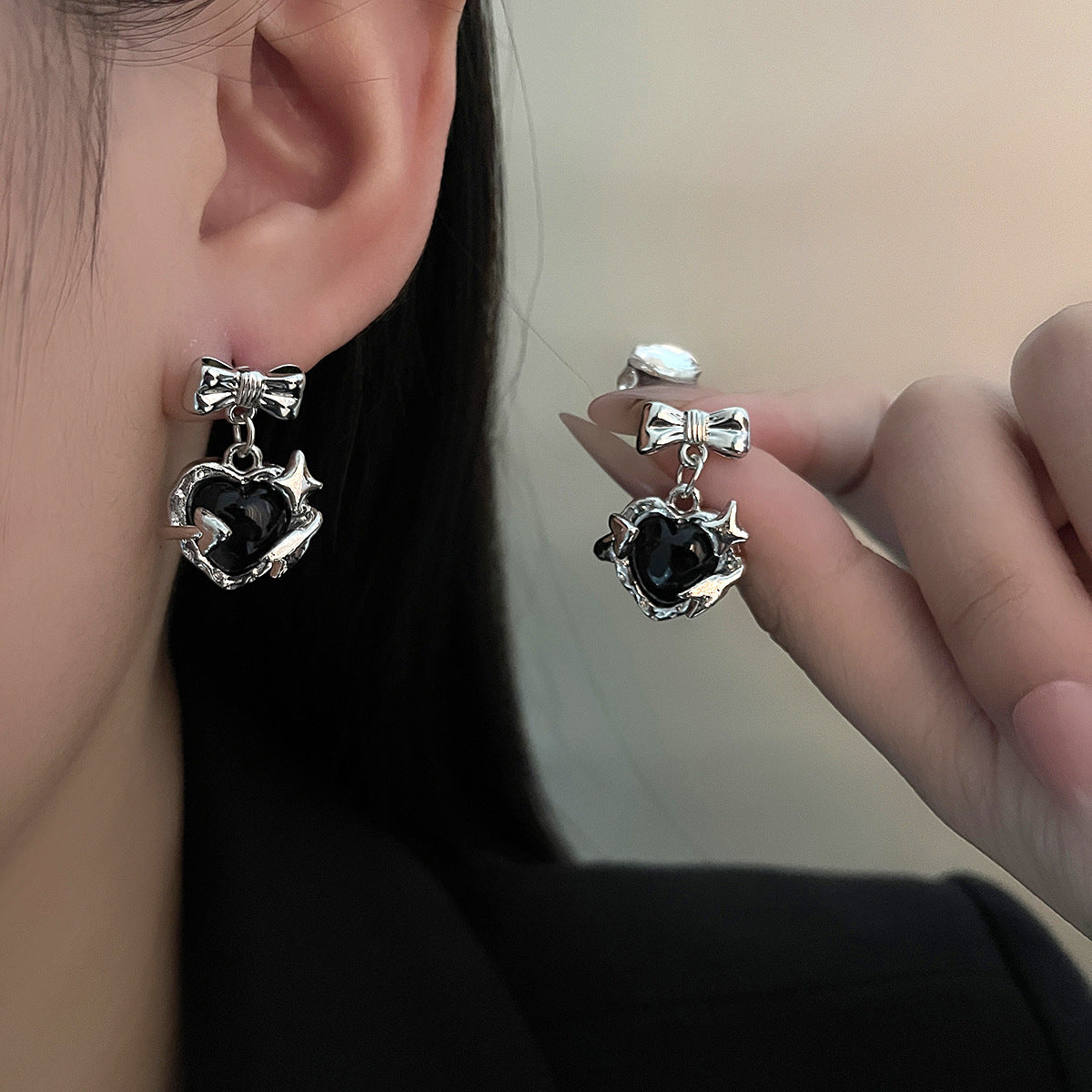 Wholesale Dark cyberpunk human face pearl cross diamond butterfly earrings