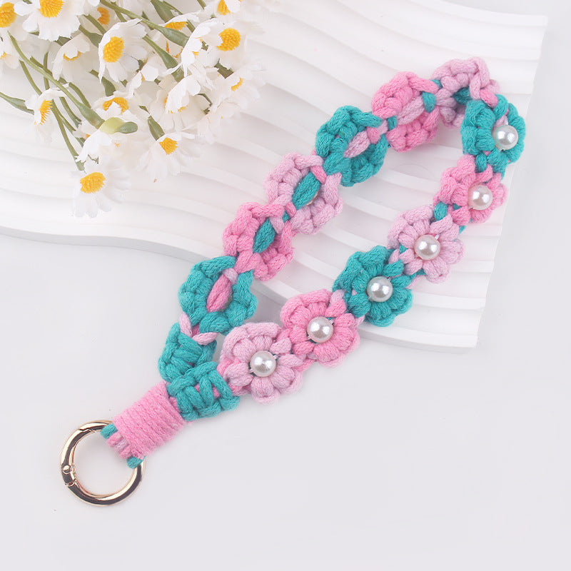 Wholesale pure hand-woven daisy pearl keychain