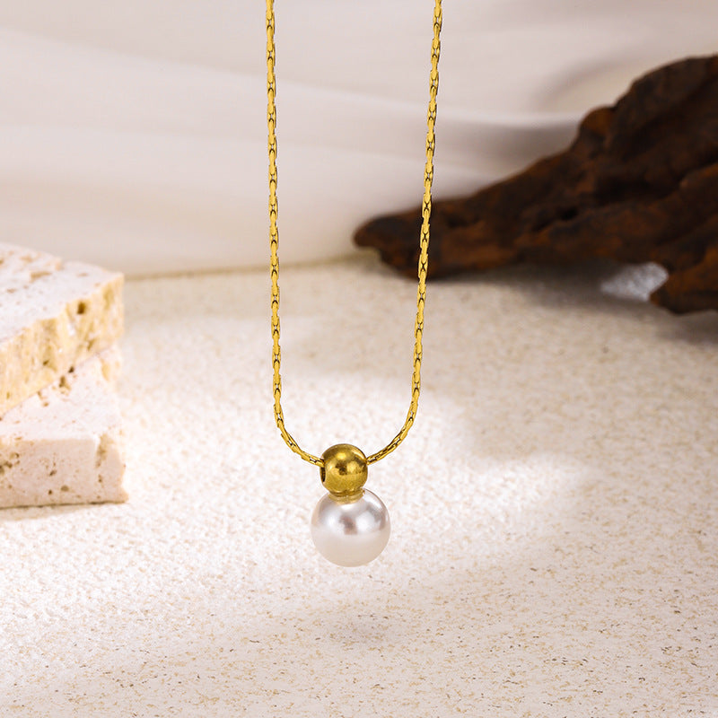 Wholesale French Style Pearl Collarbone Necklace For Women Gold Tone Titanium Steel Elegant Everyday Jewelry Accessory Boutique Gift