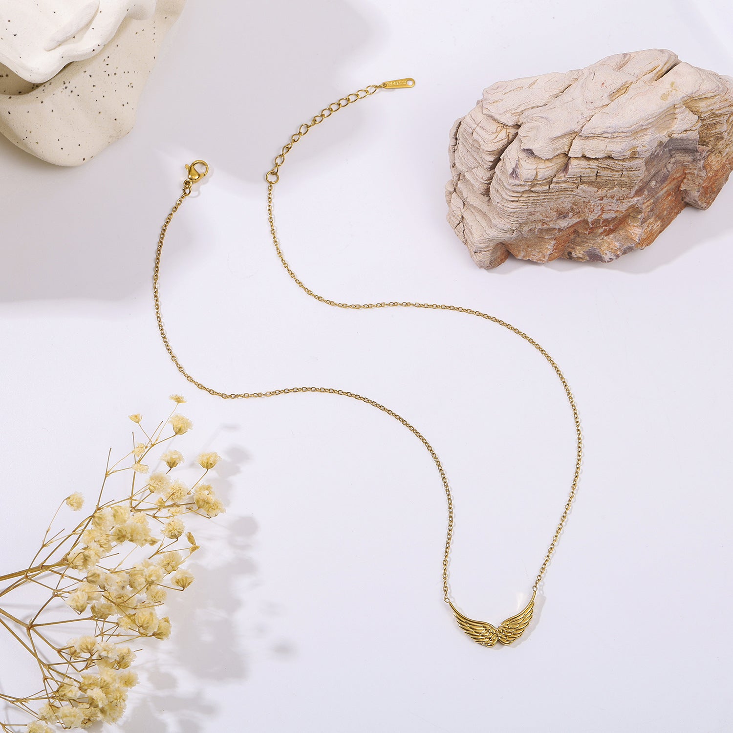 Wholesale Minimalist Gold Tone Titanium Steel Angel Wing Double Hole Pendant Necklace Everyday Jewelry Accessory