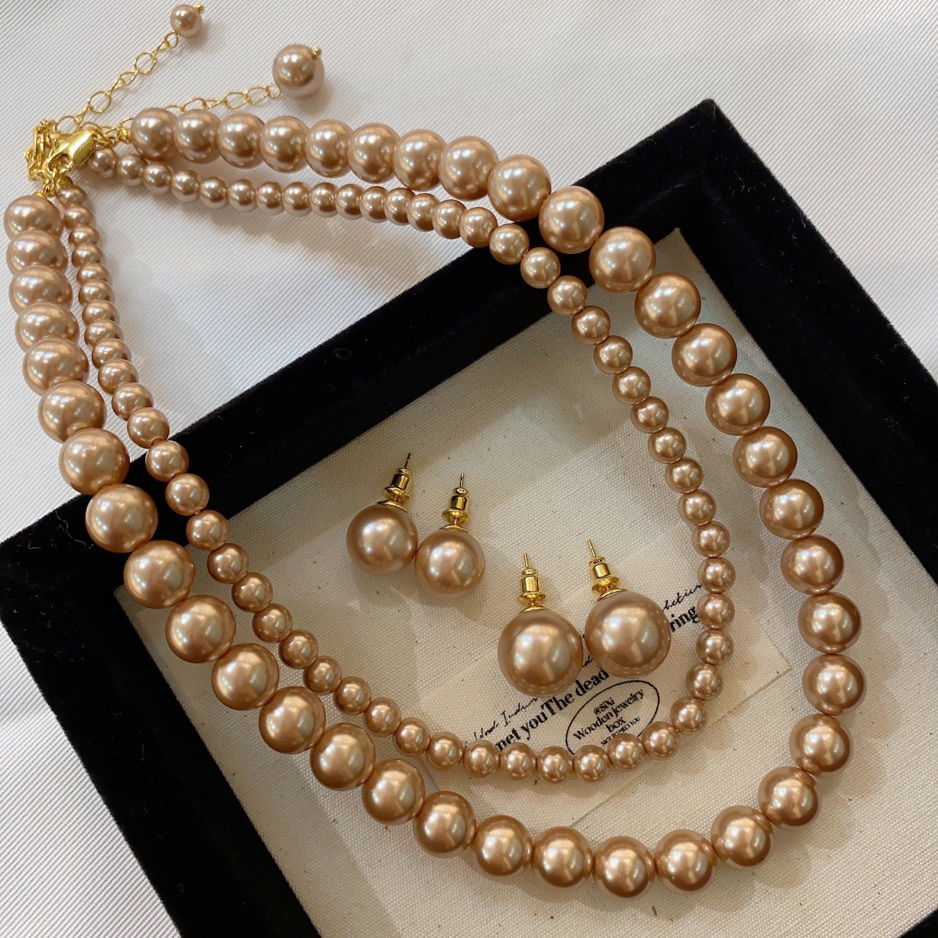 Wholesale A Multi-wear Sweater Pearl Necklace