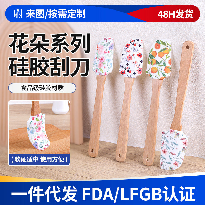 Wholesale Medium pointed silicone wood handled cream cake spatula