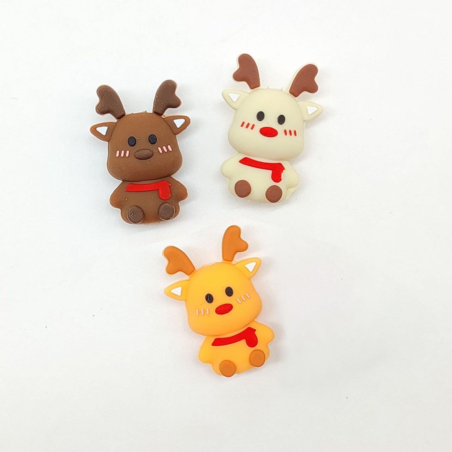 Wholesale 20pcs Christmas cartoon silicone bead string  Focal Beads