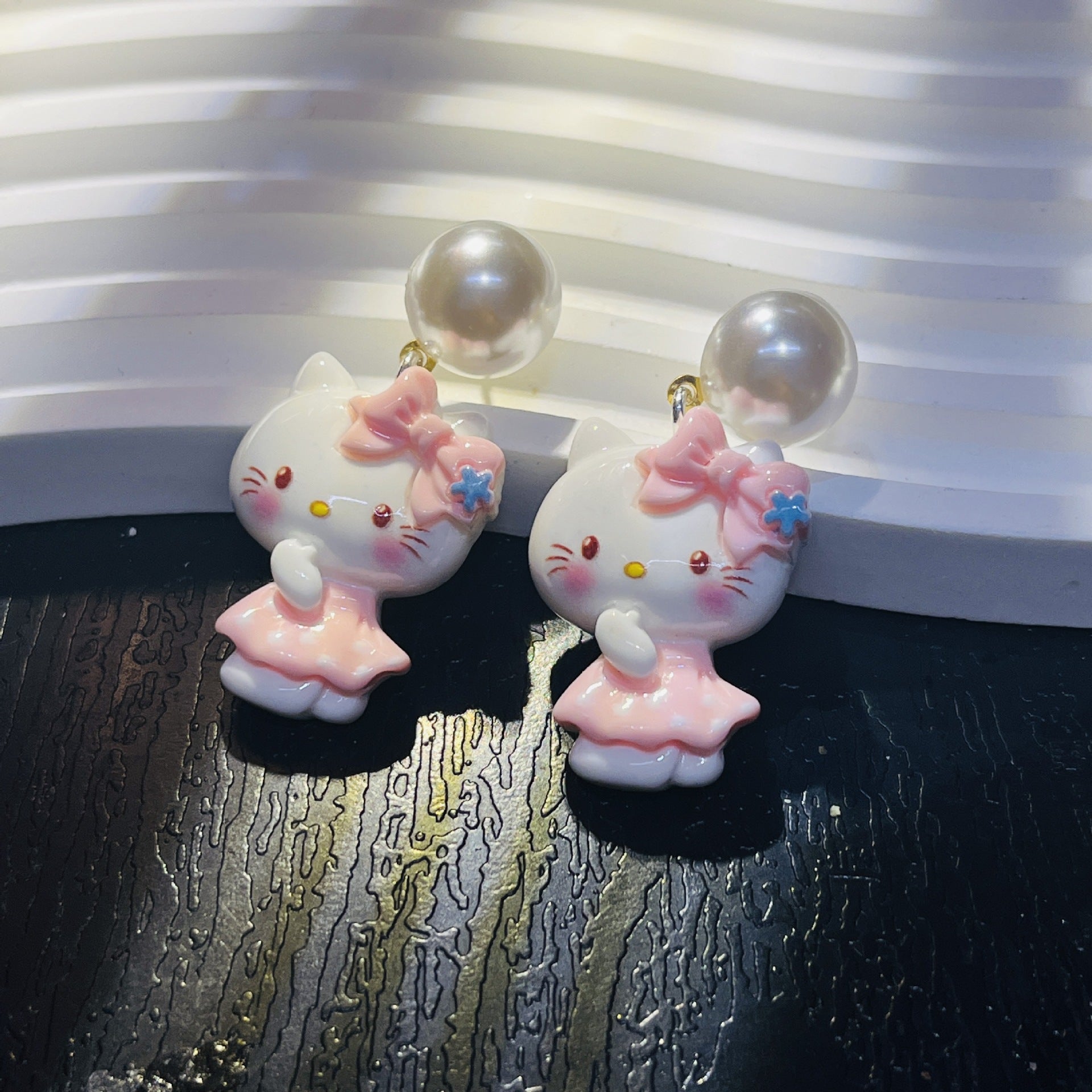 Wholesale cartoon cat pearl 925 silver pin earrings sweet cute earrings OLY Exclusive