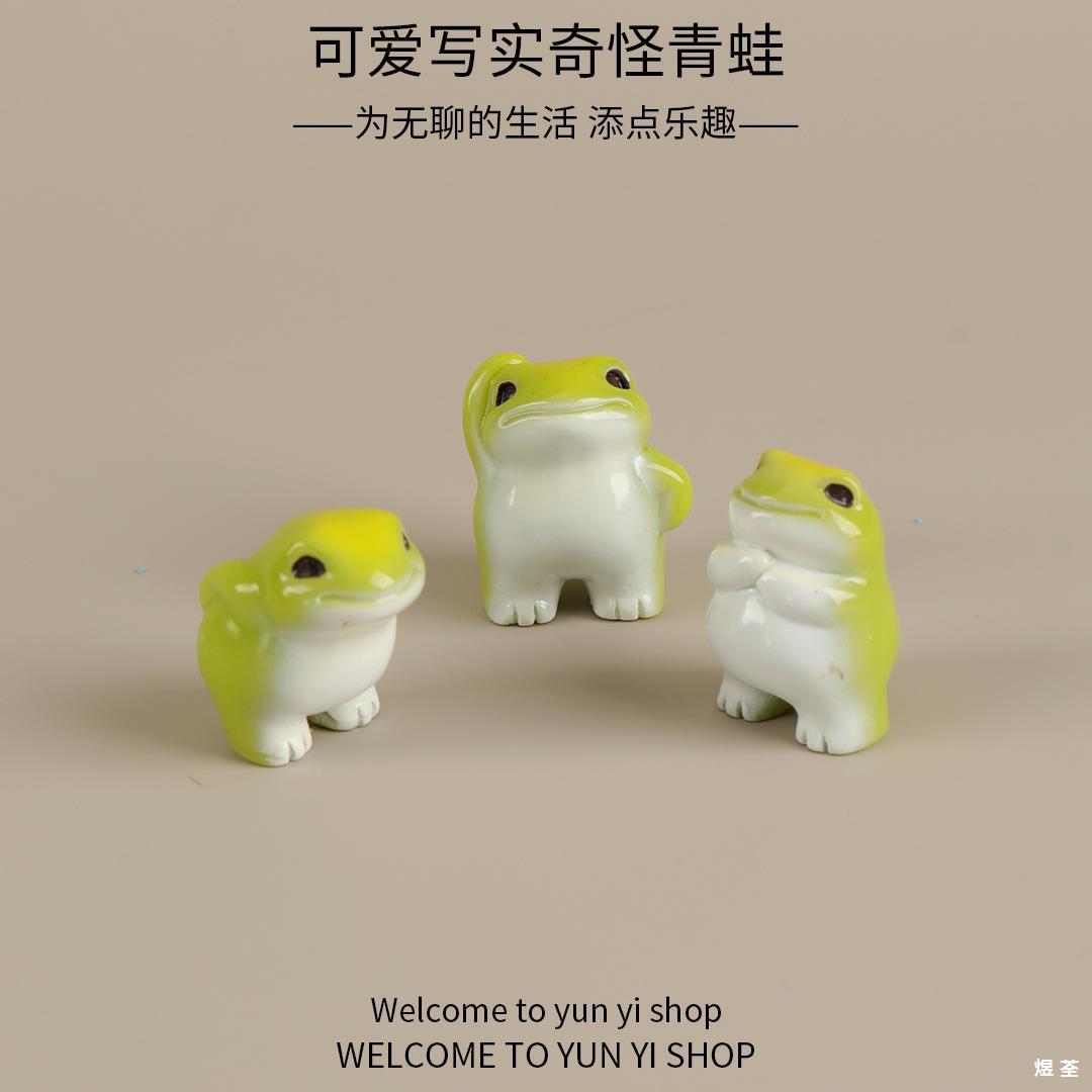 Wholesale Landscape frog figurine accessories decoration resin desktop crafts decoration