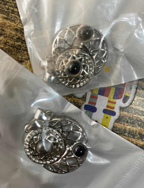 Wholesale Love Sun and Moon Camera Couple Projection Pair of Pendant Magnet Constellation Clavicle Necklaces