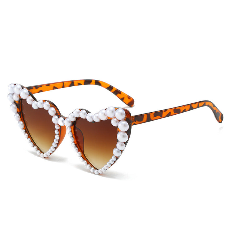 Wholesale Heart-shaped Pearl Personality Versatile Heart-shaped Like Luxury Sweet Love Sunglasses