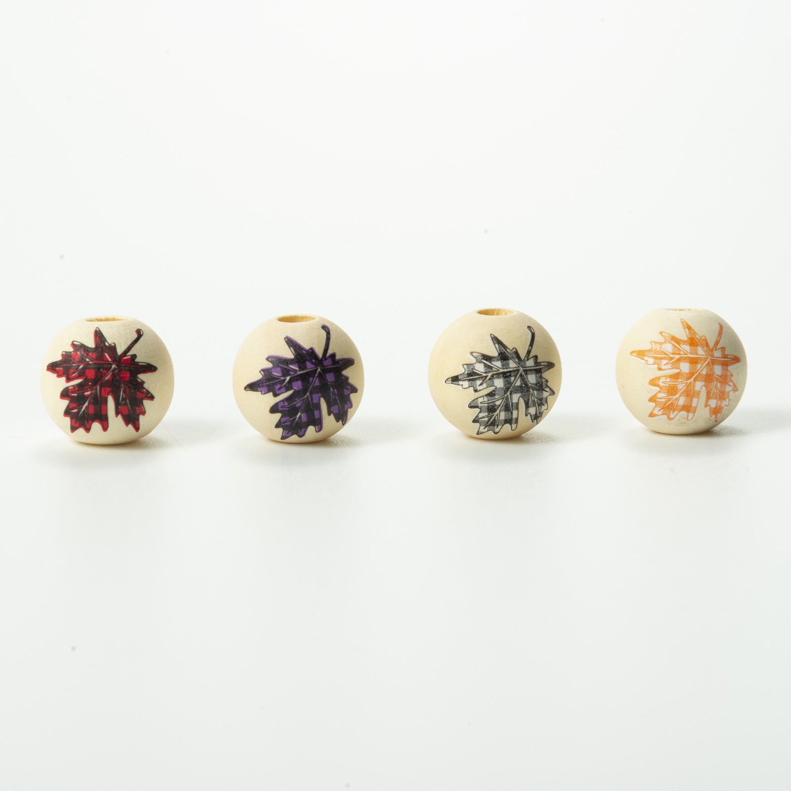 Cuentas de madera de color a cuadros de hoja de arce al por mayor