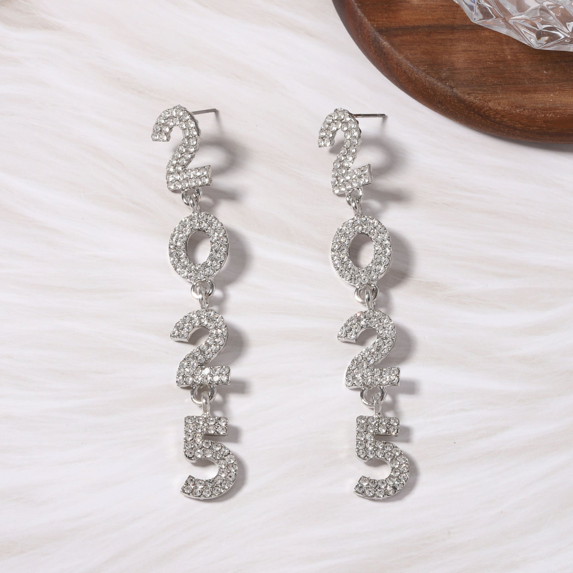 Wholesale New Year Full Diamond 2025 Digital Alloy Long High-end Niche Exquisite Versatile Earrings